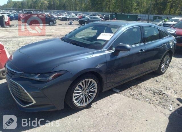 تويوتا أفالون